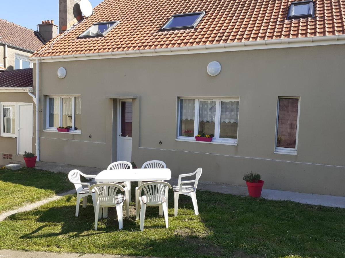 Gite De Ningles Outreau 6 Personnes 2 Chambres Salle De Bain Chacune エクステリア 写真