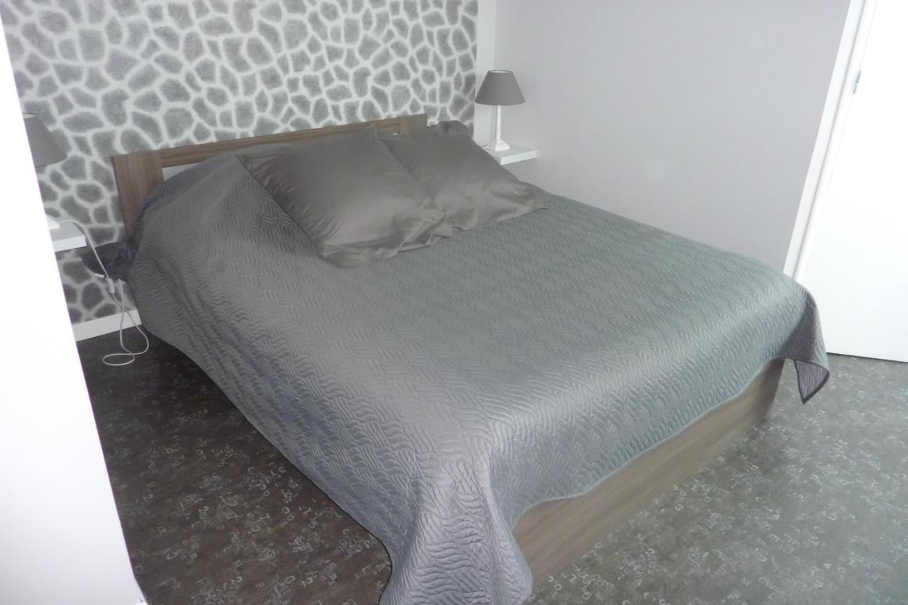Gite De Ningles Outreau 6 Personnes 2 Chambres Salle De Bain Chacune エクステリア 写真
